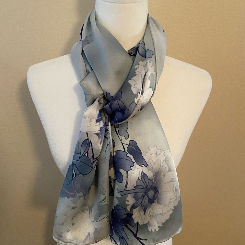 100% Silk Hand Stitched Floral Blue and Gray Oblong Scarf